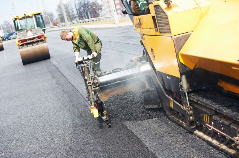 Asphalt Paving Vs. Concrete: Choosing The Right Surface